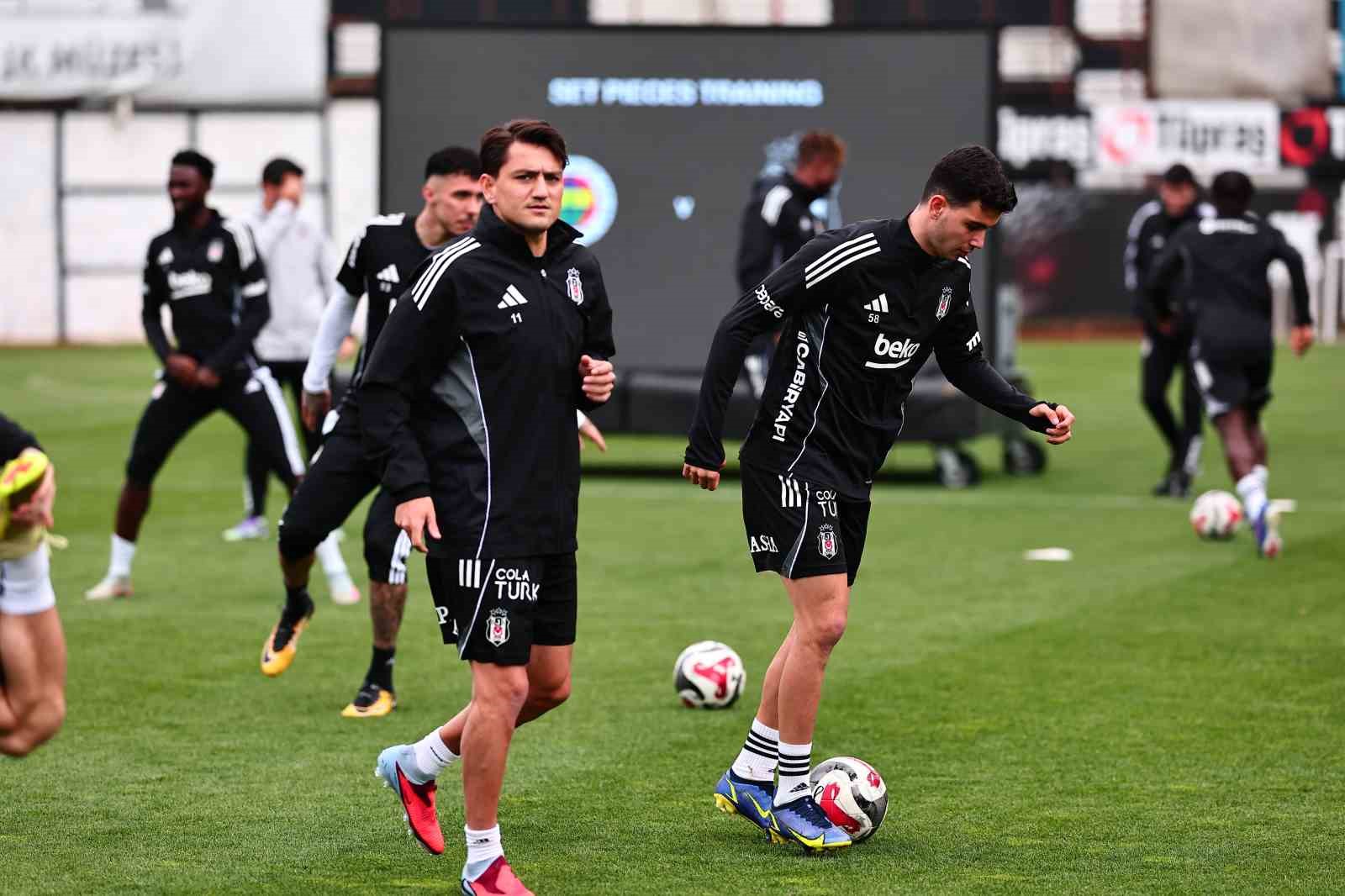 Beşiktaş, Fenerbahçe maçı hazırlıklarını tamamladı
