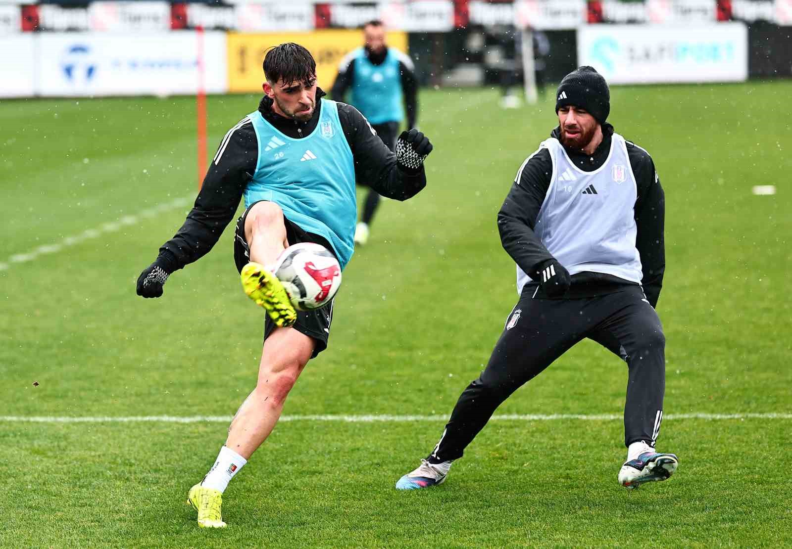 Beşiktaş, Göztepe maçı hazırlıklarına başladı
