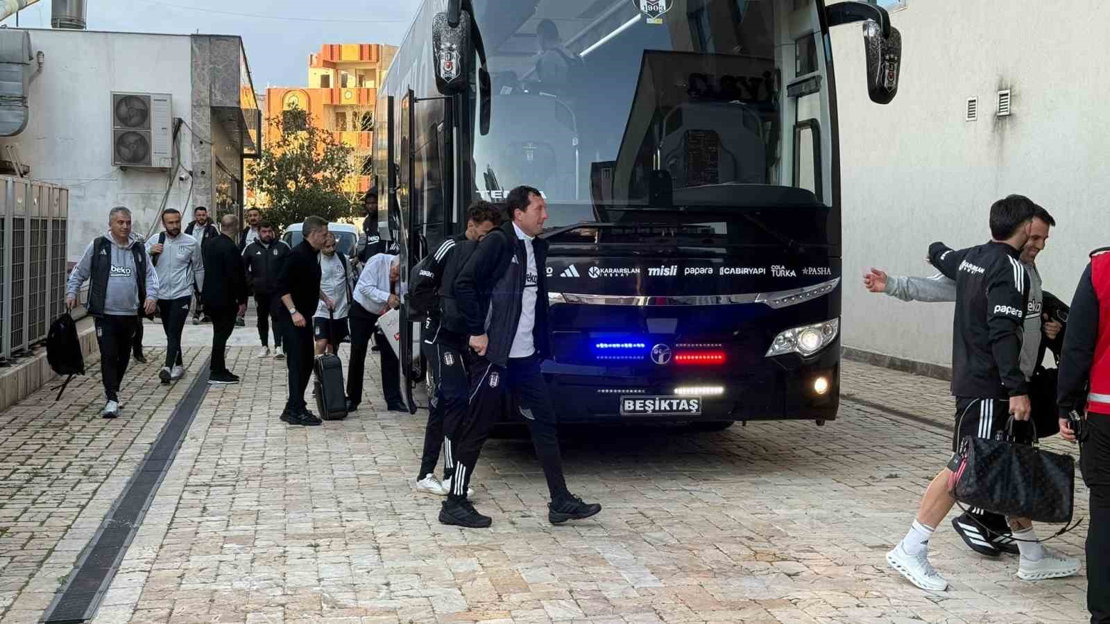 Beşiktaş kafilesi Gaziantep’te
