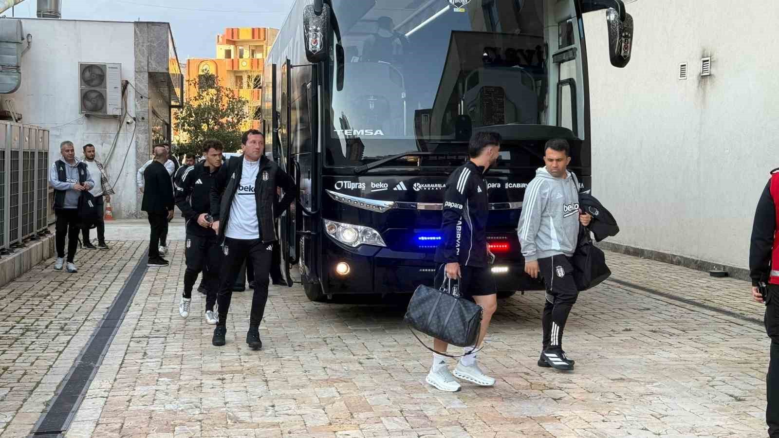 Beşiktaş kafilesi Gaziantep’te
