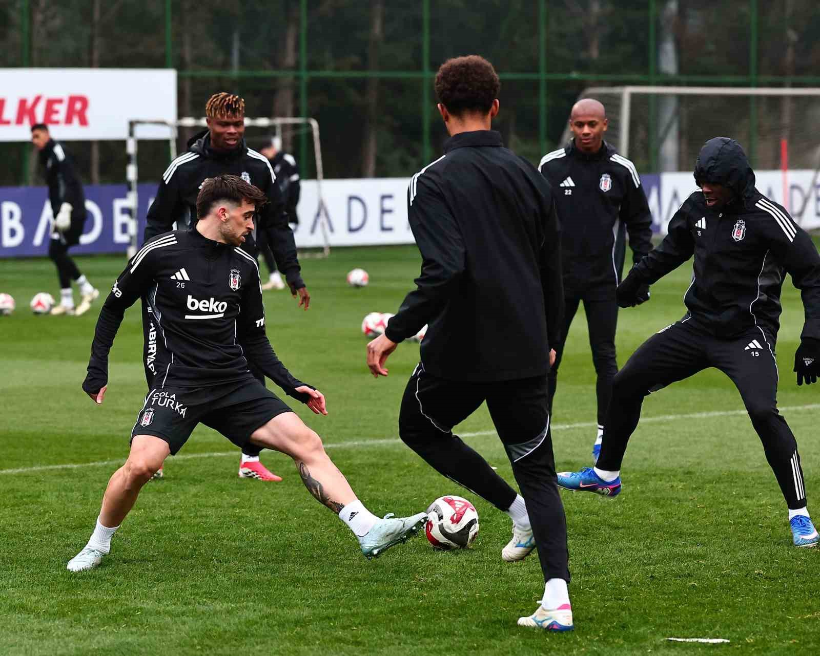 Beşiktaş, Kasımpaşa maçı hazırlıklarını tamamladı
