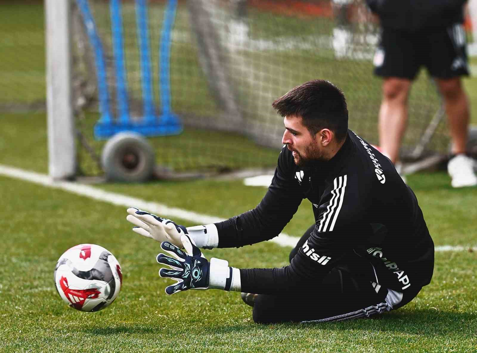 Beşiktaş kondisyon ve taktik çalıştı
