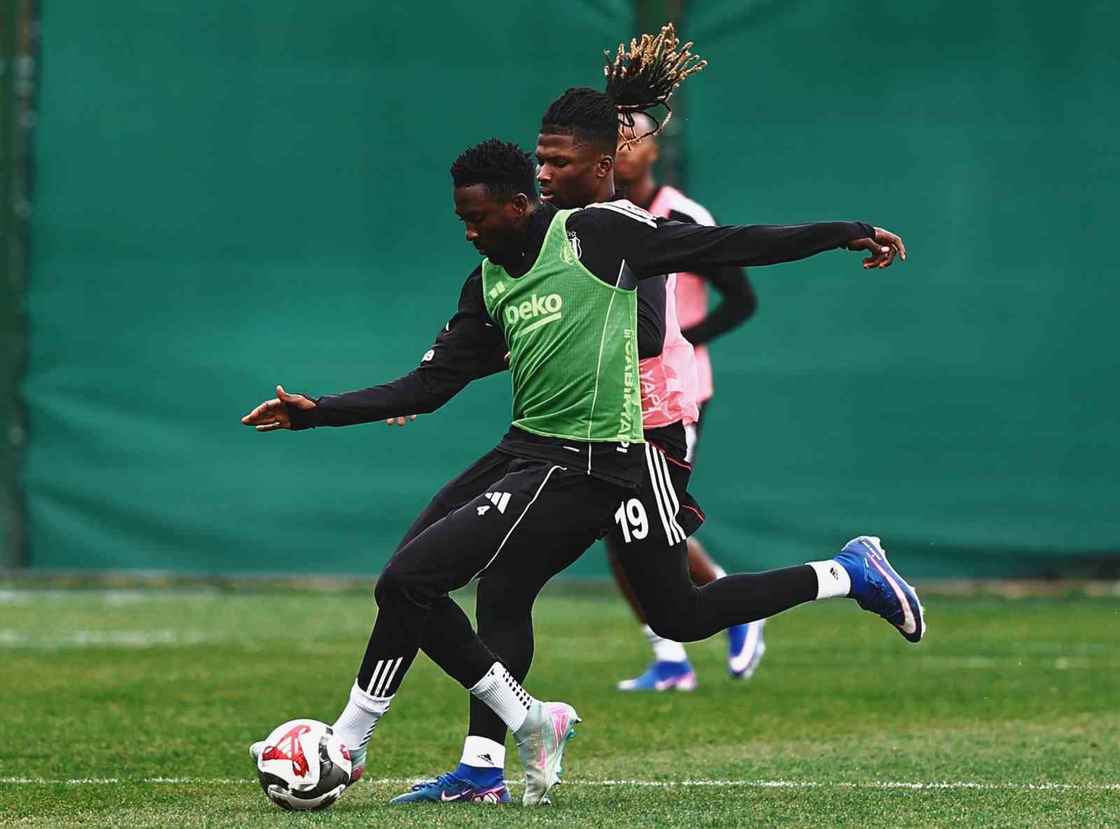 Beşiktaş, Konyaspor maçı hazırlıklarına devam etti
