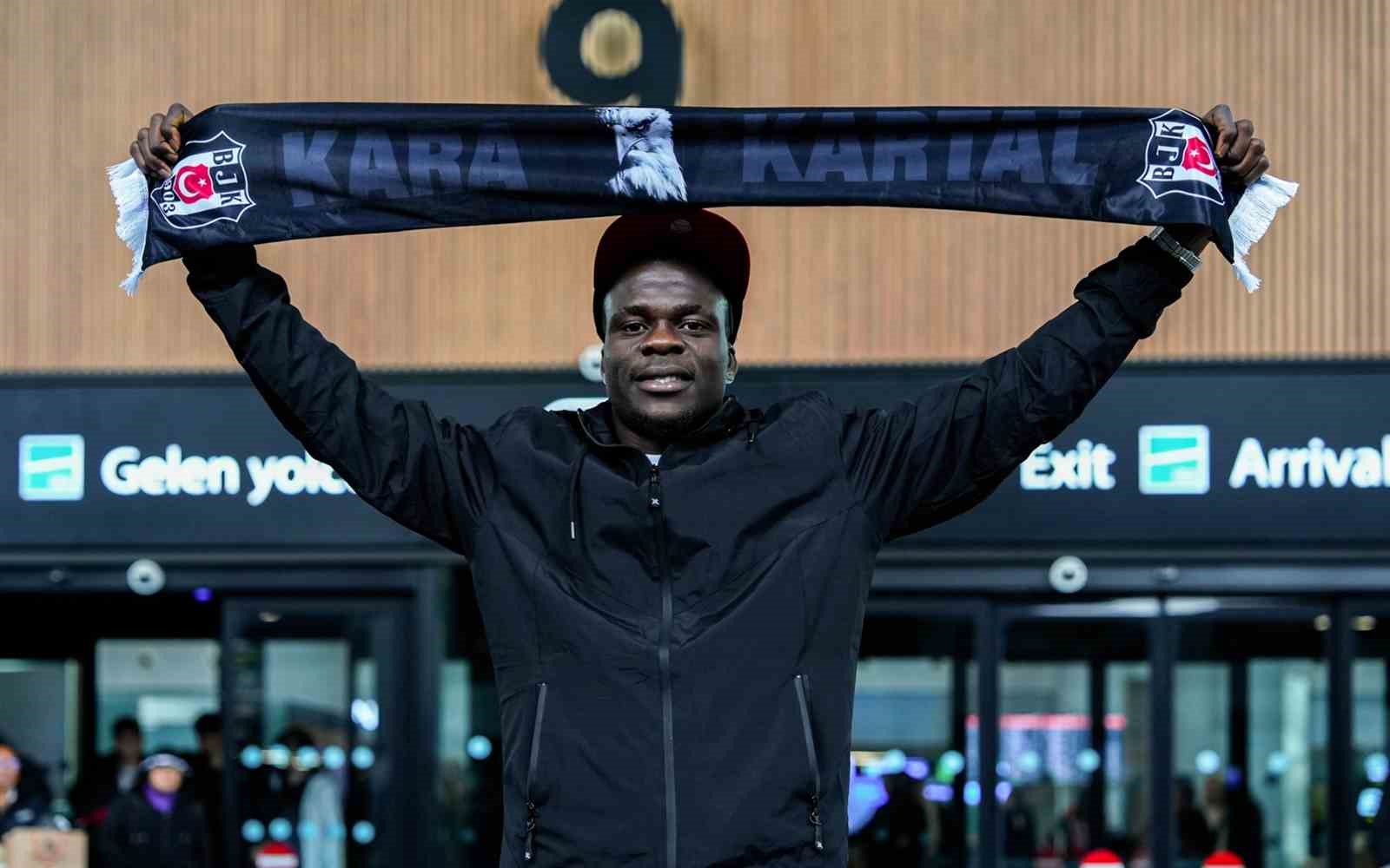 Beşiktaş’ın anlaşmaya vardığı Junior Olaitan, İstanbul’a geldi
