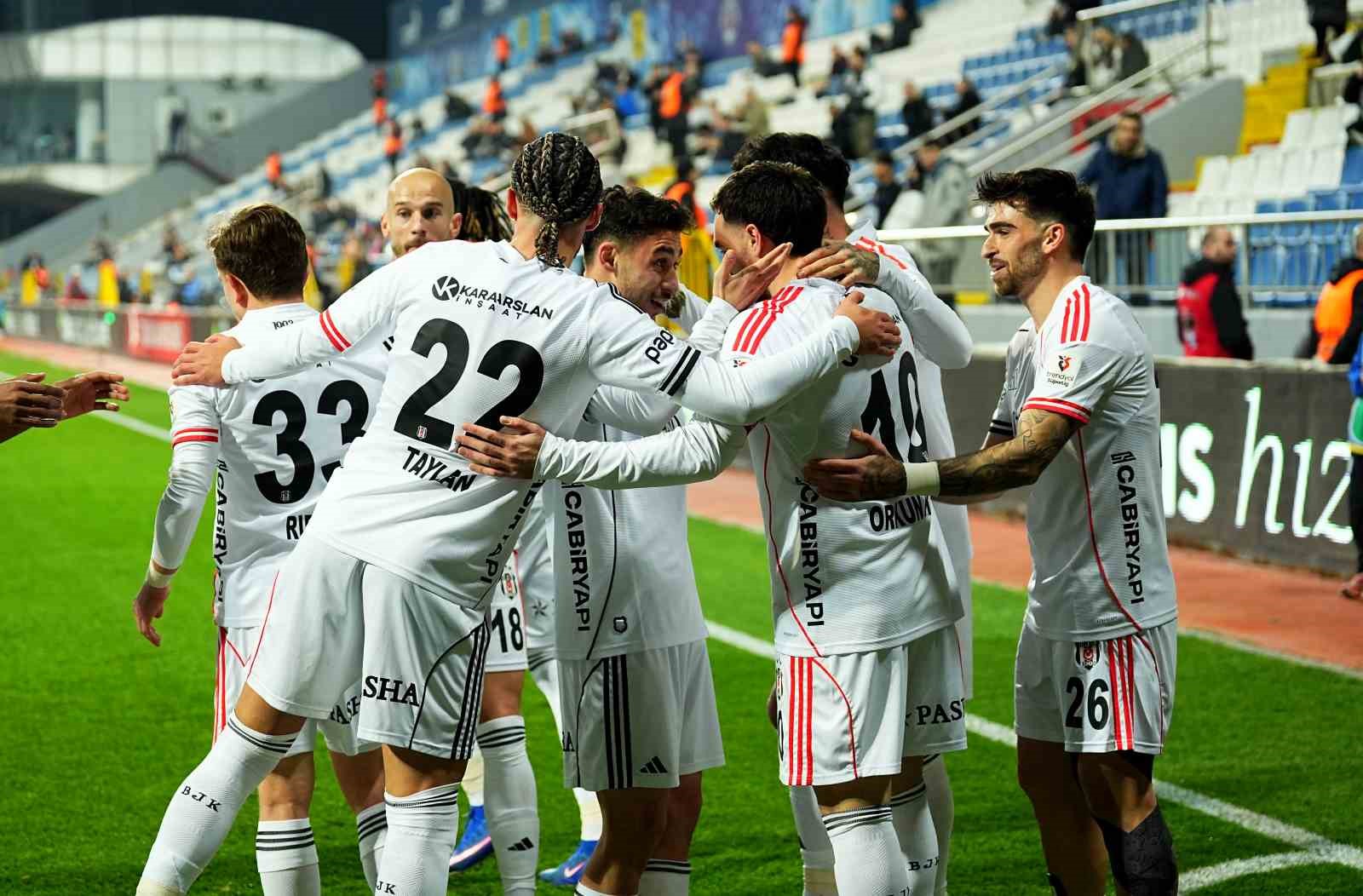 Beşiktaş’ın yenilmezlik serisi 10 maça çıktı
