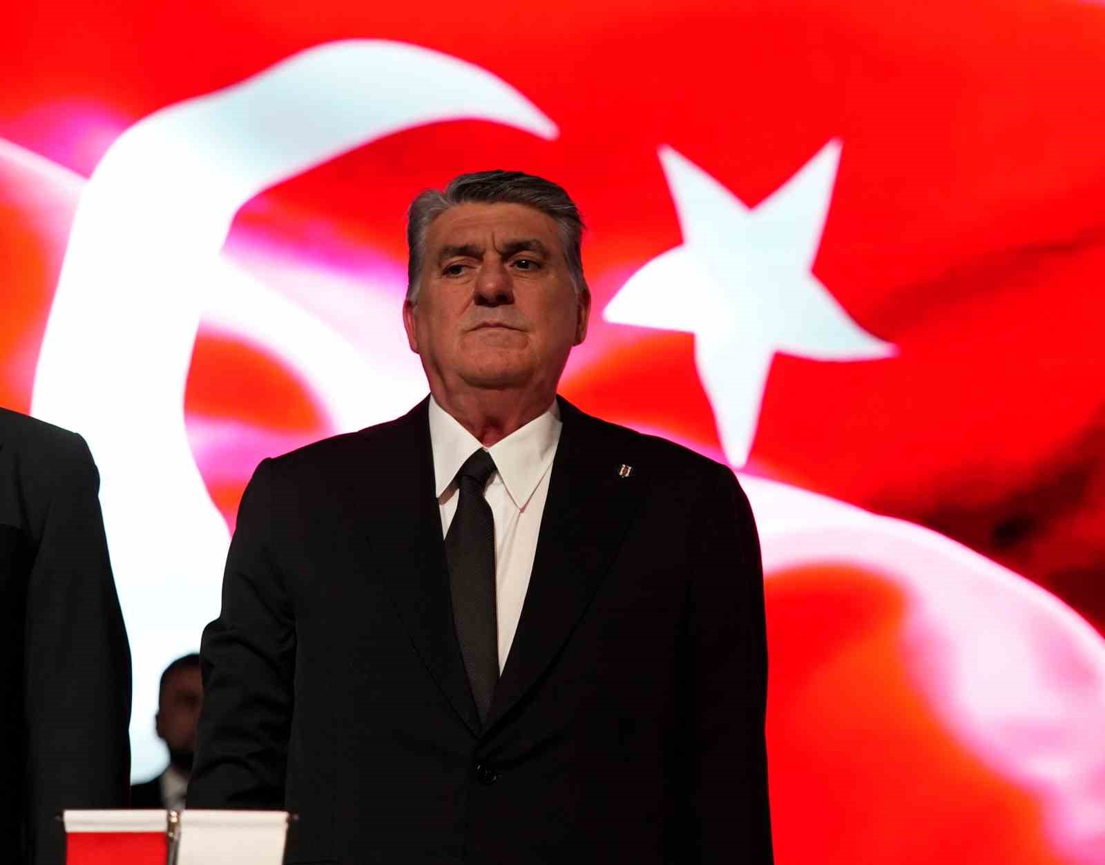 Beşiktaş’ta divan kurulu toplantısı başladı
