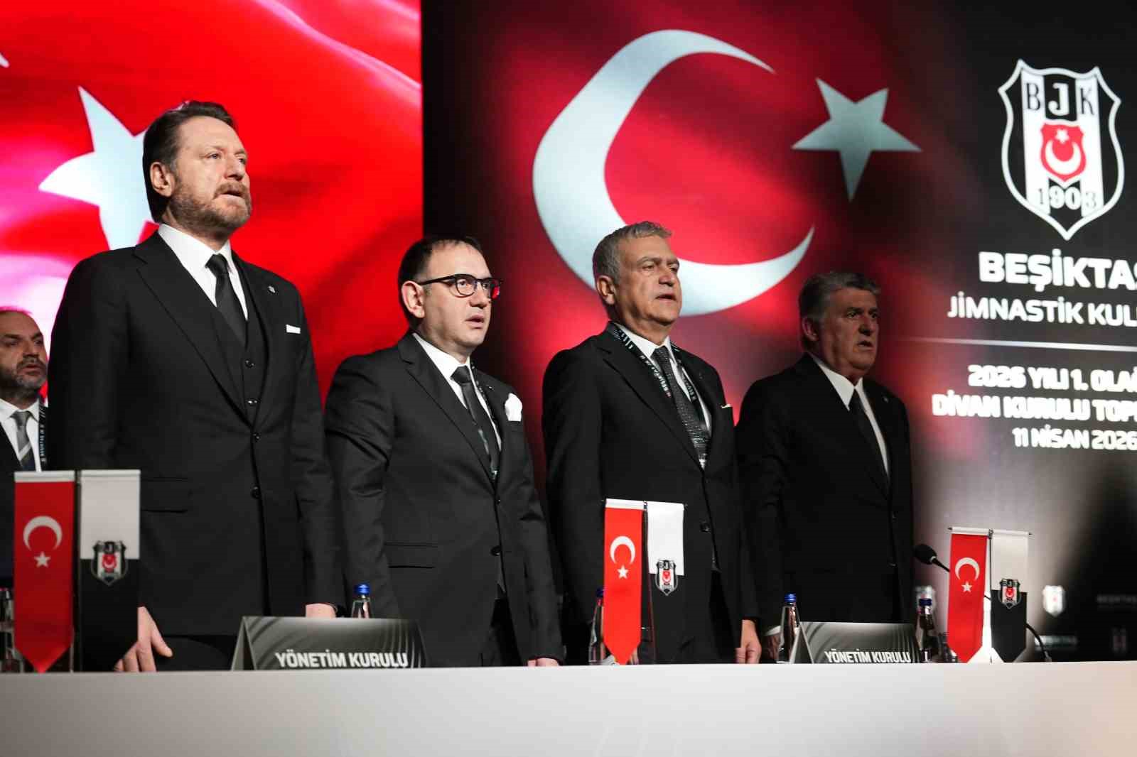 Beşiktaş’ta divan kurulu toplantısı başladı
