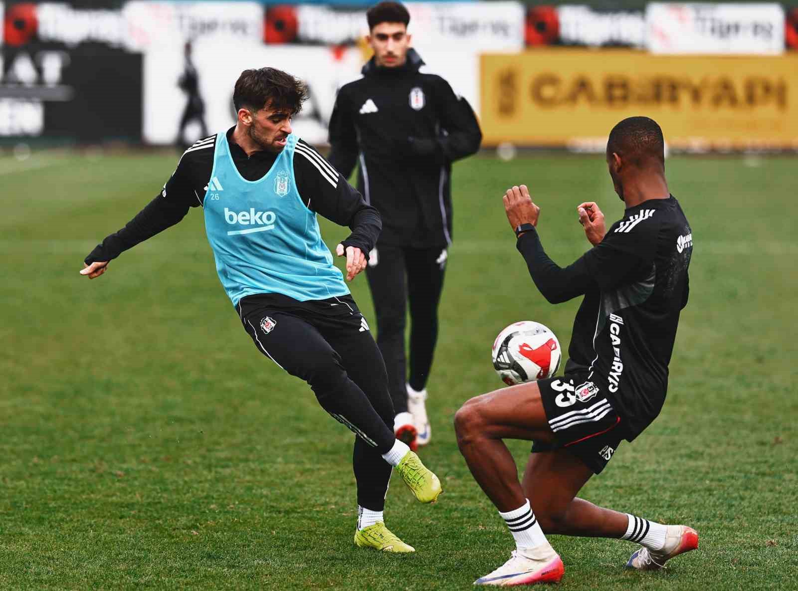 Beşiktaş’ta, Eyüpspor maçı hazırlıkları devam etti
