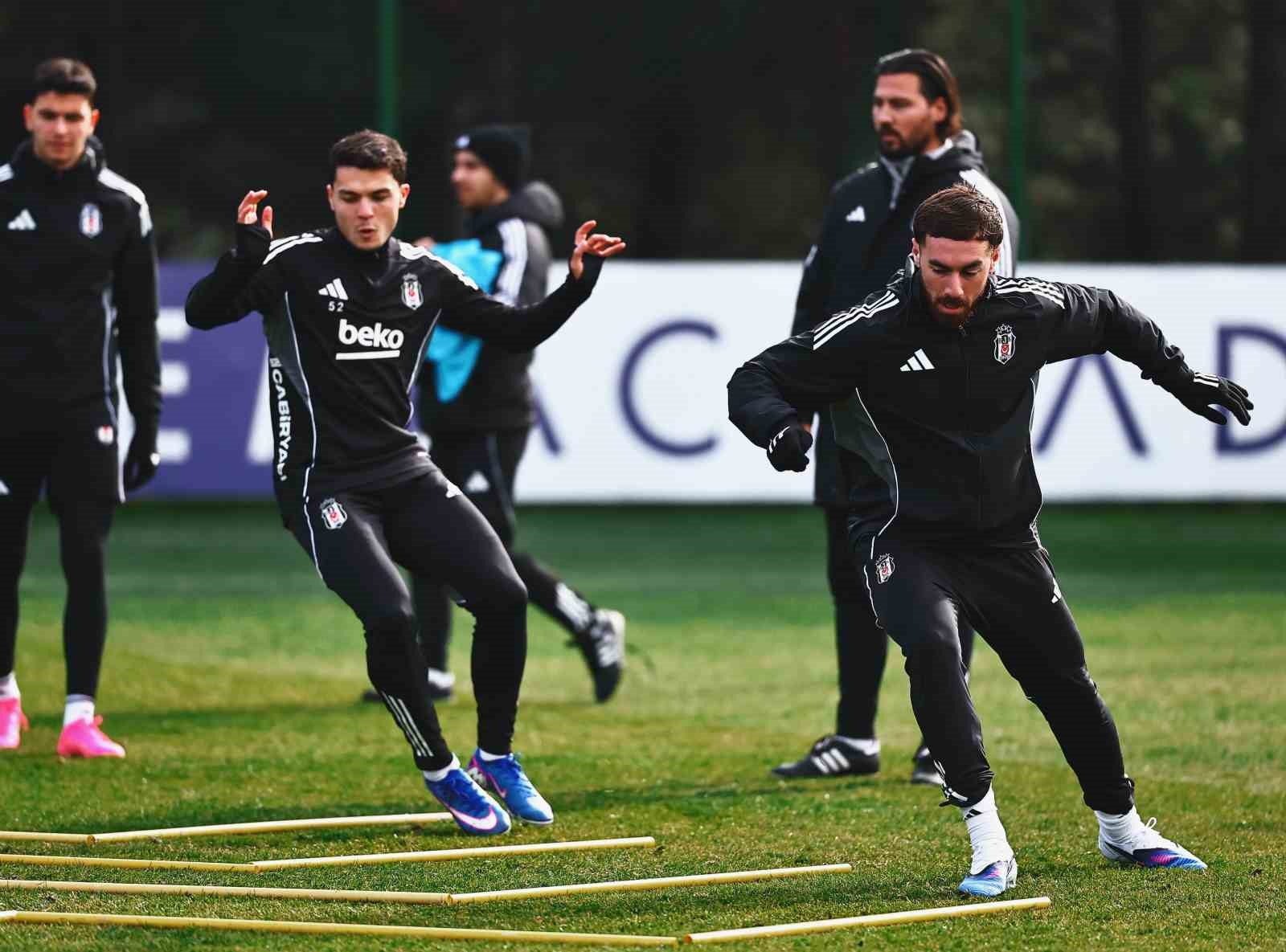 Beşiktaş’ta Kocaelispor maçı hazırlıkları devam etti
