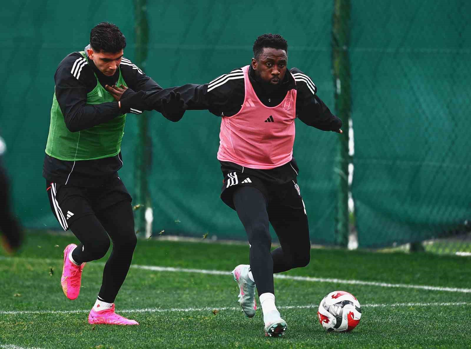 Beşiktaş’ta Kocaelispor maçının hazırlıkları başladı
