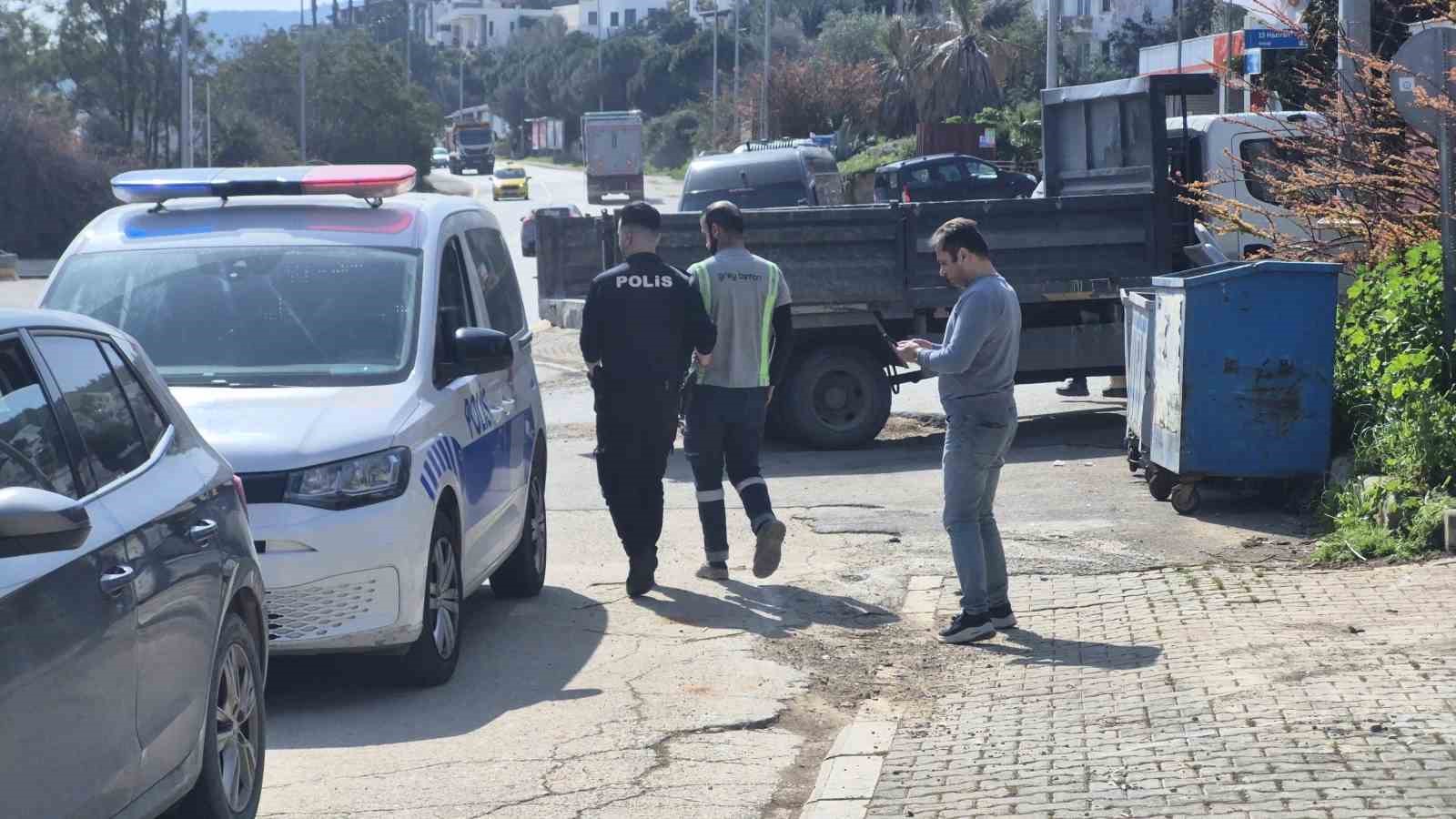 Beton mikserinin çarptığı yaya hayatını kaybetti
