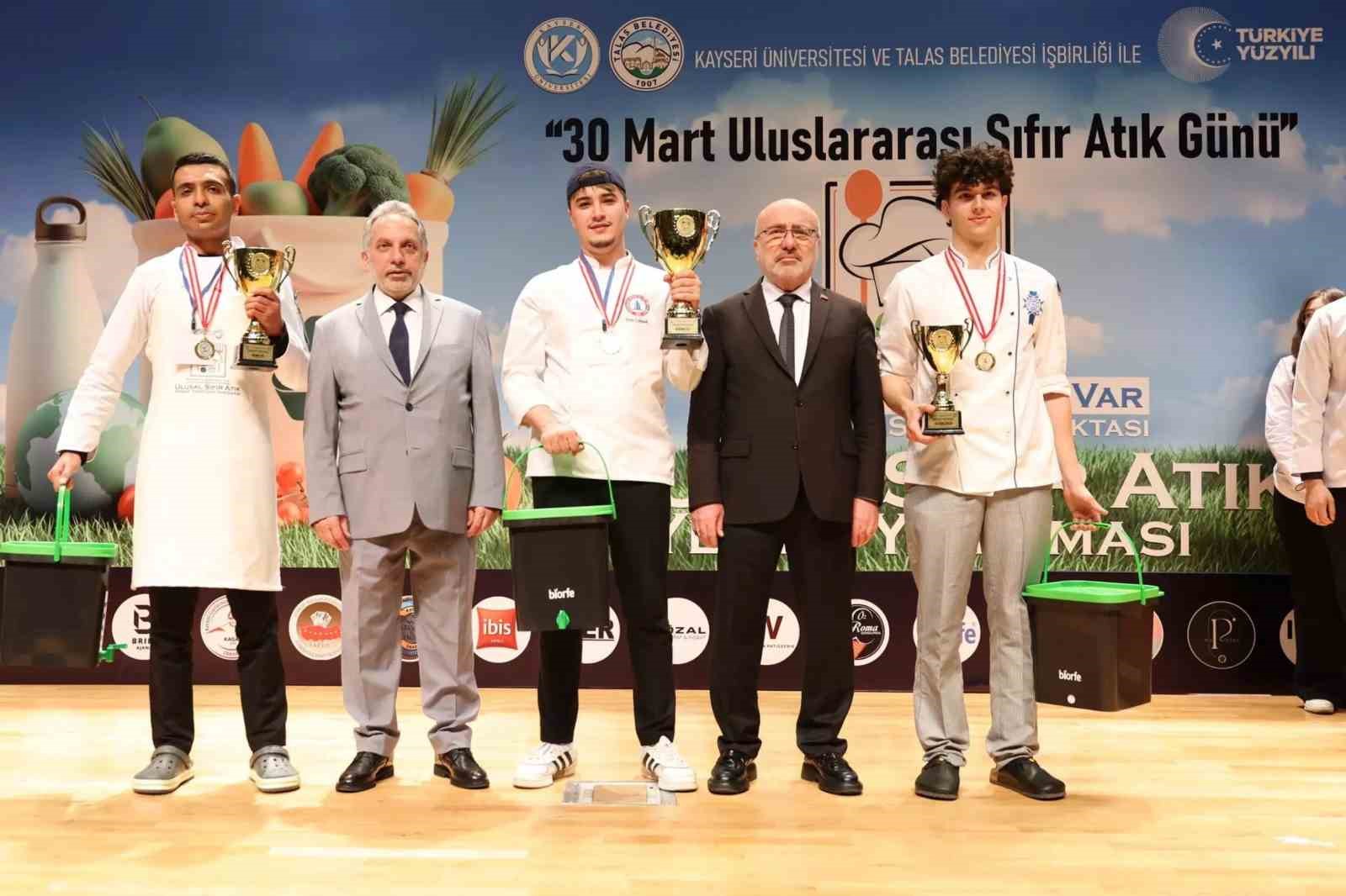 BEUN Aşçılık Programı Öğrencisi Çakmak’tan Türkiye Şampiyonluğu
