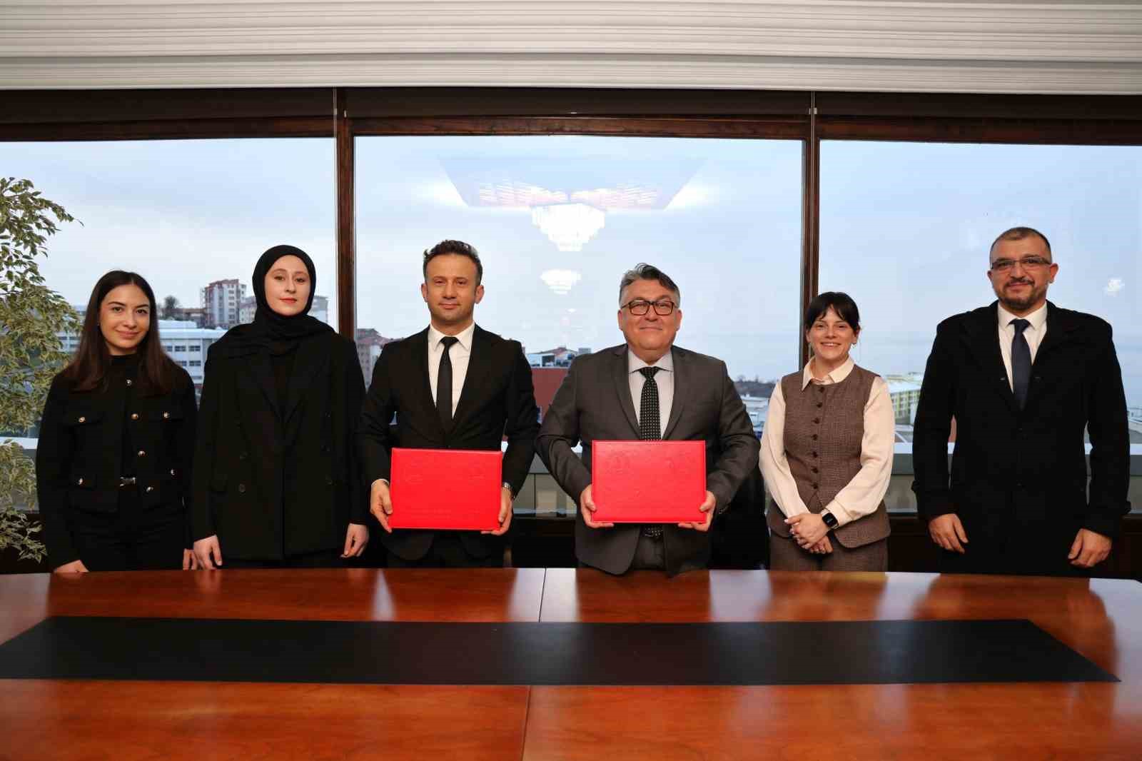 BEUN ile Yeşilay arasında iş birliği protokolü imzalandı
