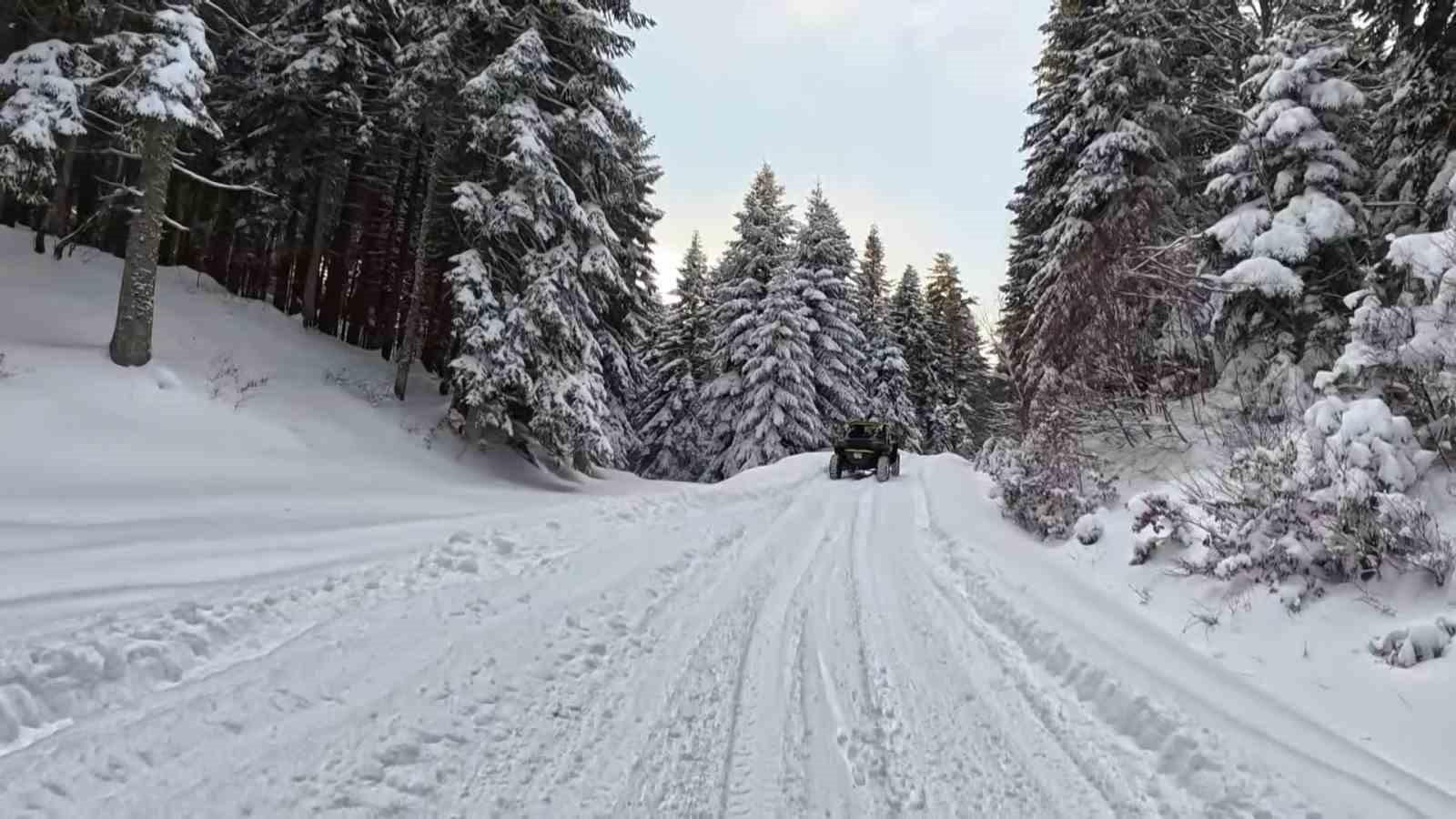 Beyaz örtünün keyfini UTV’lerle çıkardılar
