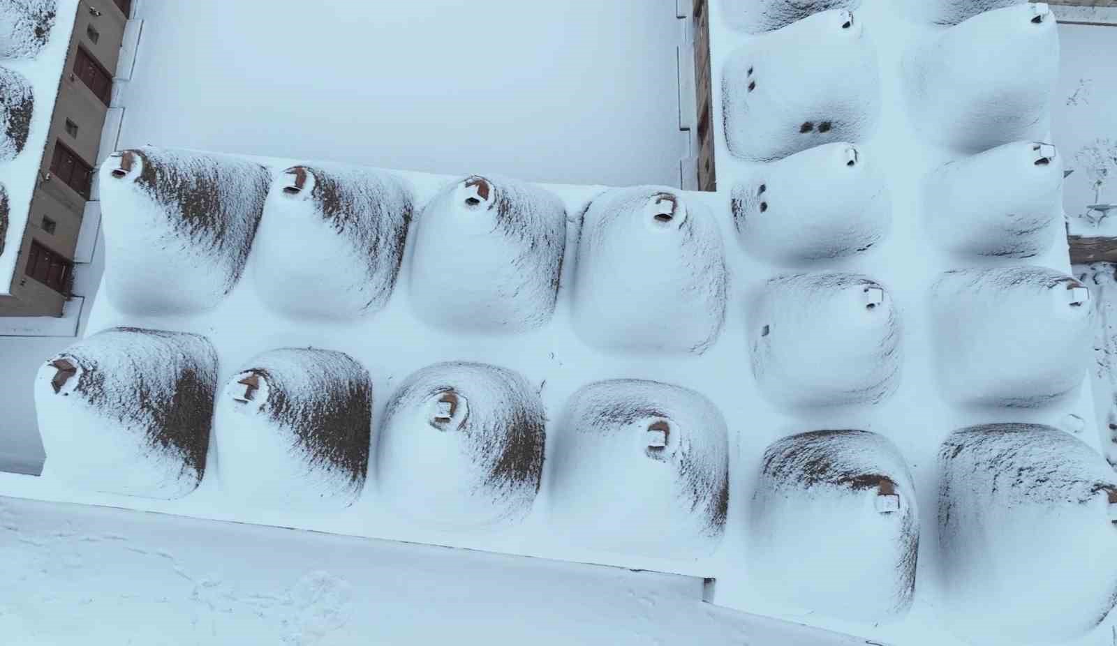 Beyazla tarihin buluşması eşsiz manzara oluşturdu
