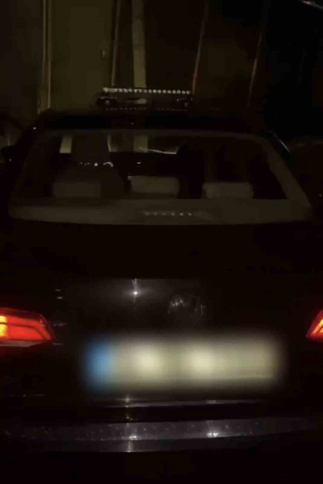 Beykoz’da aracı çakarlı ehliyetsiz sürücüye 253 bin lira ceza
