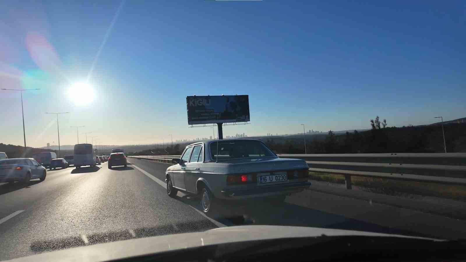 Beykoz’da pes dedirten görüntü: 30 dakikada 60 araç kuralları hiçe saydı
