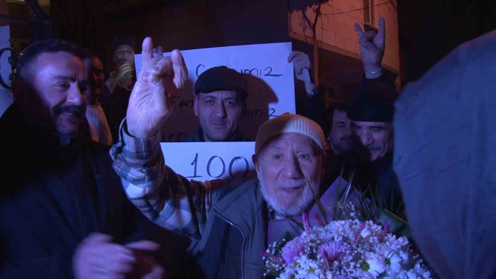 Beykoz’da Vefa Günü: Ülkücü Şehit Atilla Kurtuluş’un babası 100 yaşında
