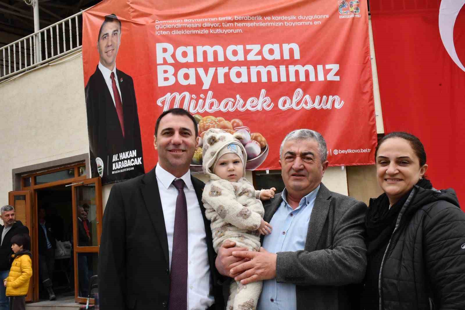 Beylikova’da bayramlaşma programı düzenlendi
