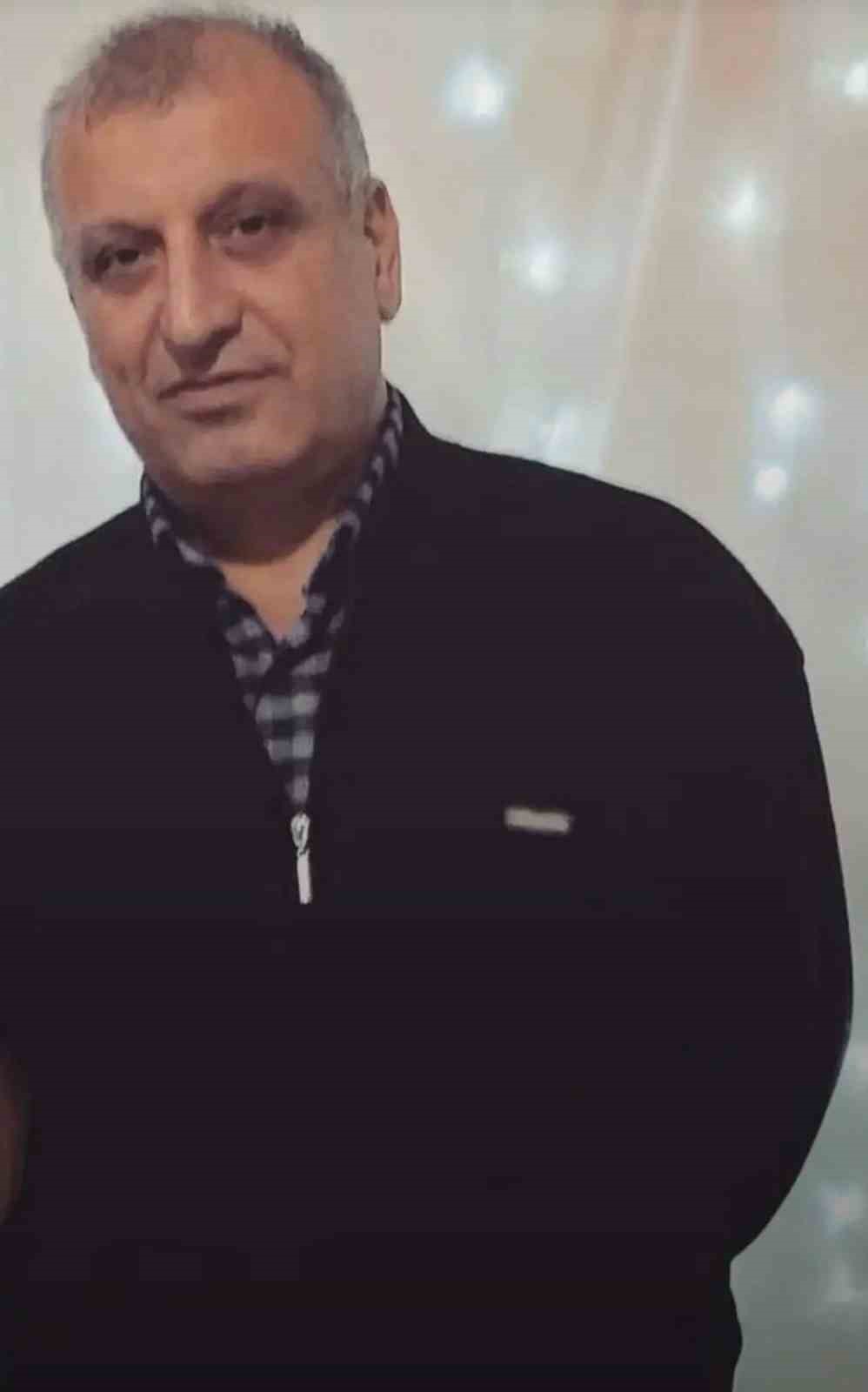 Beyoğlu’nda ’kalp krizi geçirdi’ ihbarı yaptı, gerçek bambaşka çıktı
Beyoğlu’nda ’kalp krizi geçirdi’ ihbarı yaptı, gerçek bambaşka çıktı