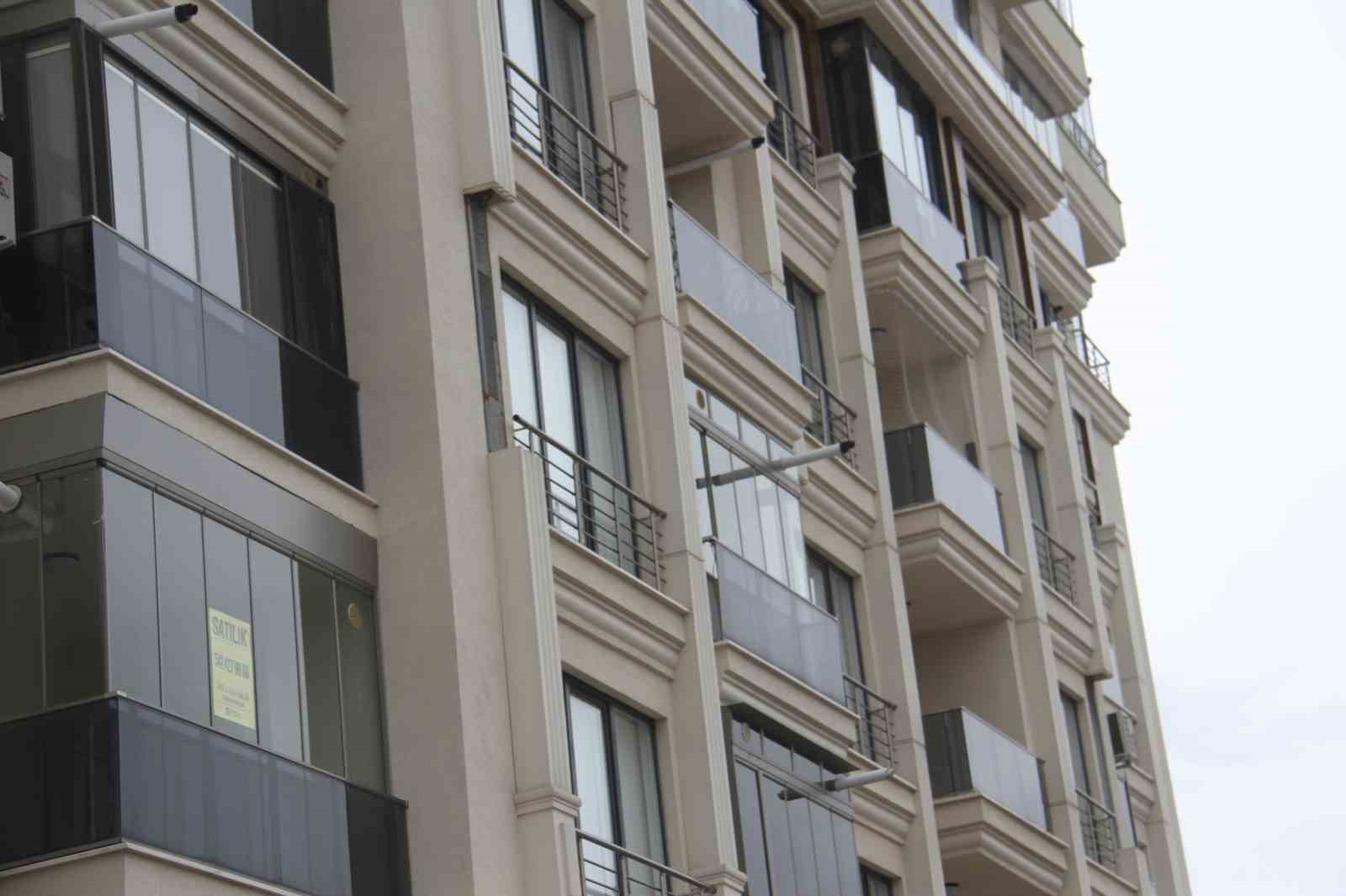 Beyşehir şiddetli fırtınaya teslim oldu
