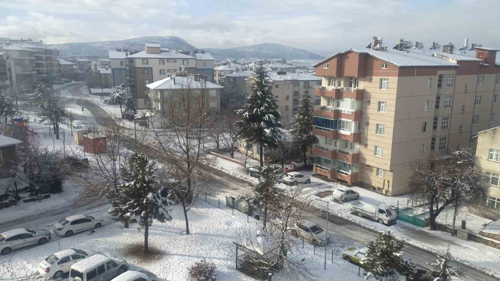 Beyşehir’de kar sevinci
Beyşehir’de kar sevinci
