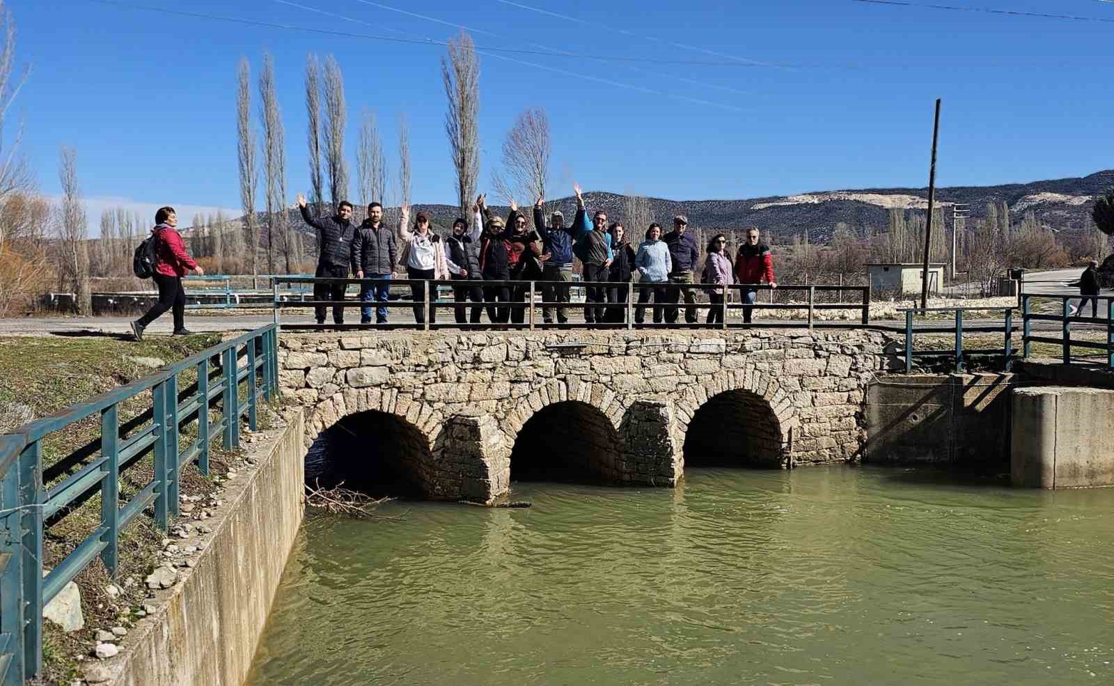 Beyşehir’de kuruyan tabiat harikası yeniden suya kavuştu
