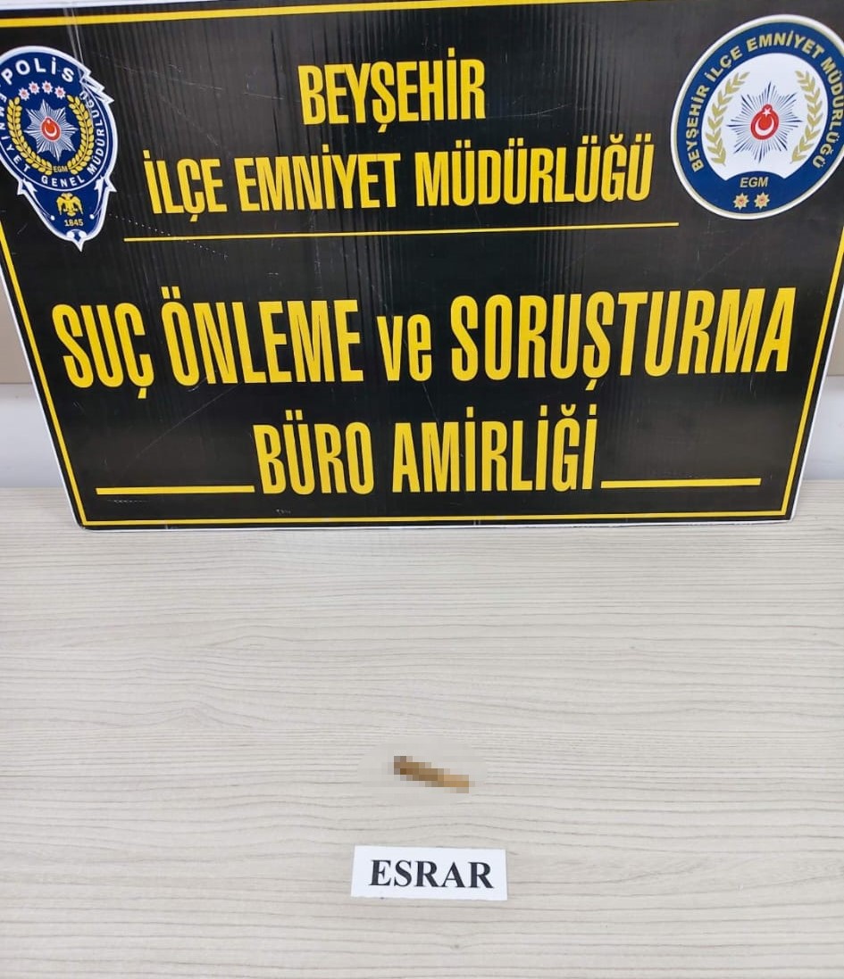 Beyşehir’de polis ekiplerinden uyuşturucu ve kaçakçılık operasyonu
