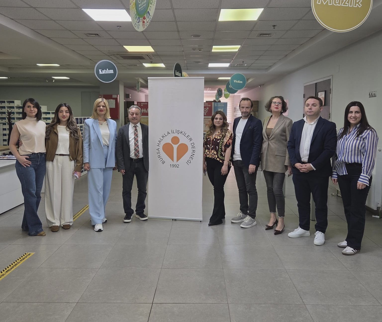 BHİD’de bayrak değişimi
