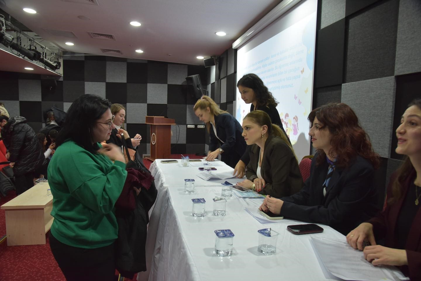 Bilecik Belediyesi’nden Çocuk Sosyal Tesisleri velilerine ’Eğitim Programı’
