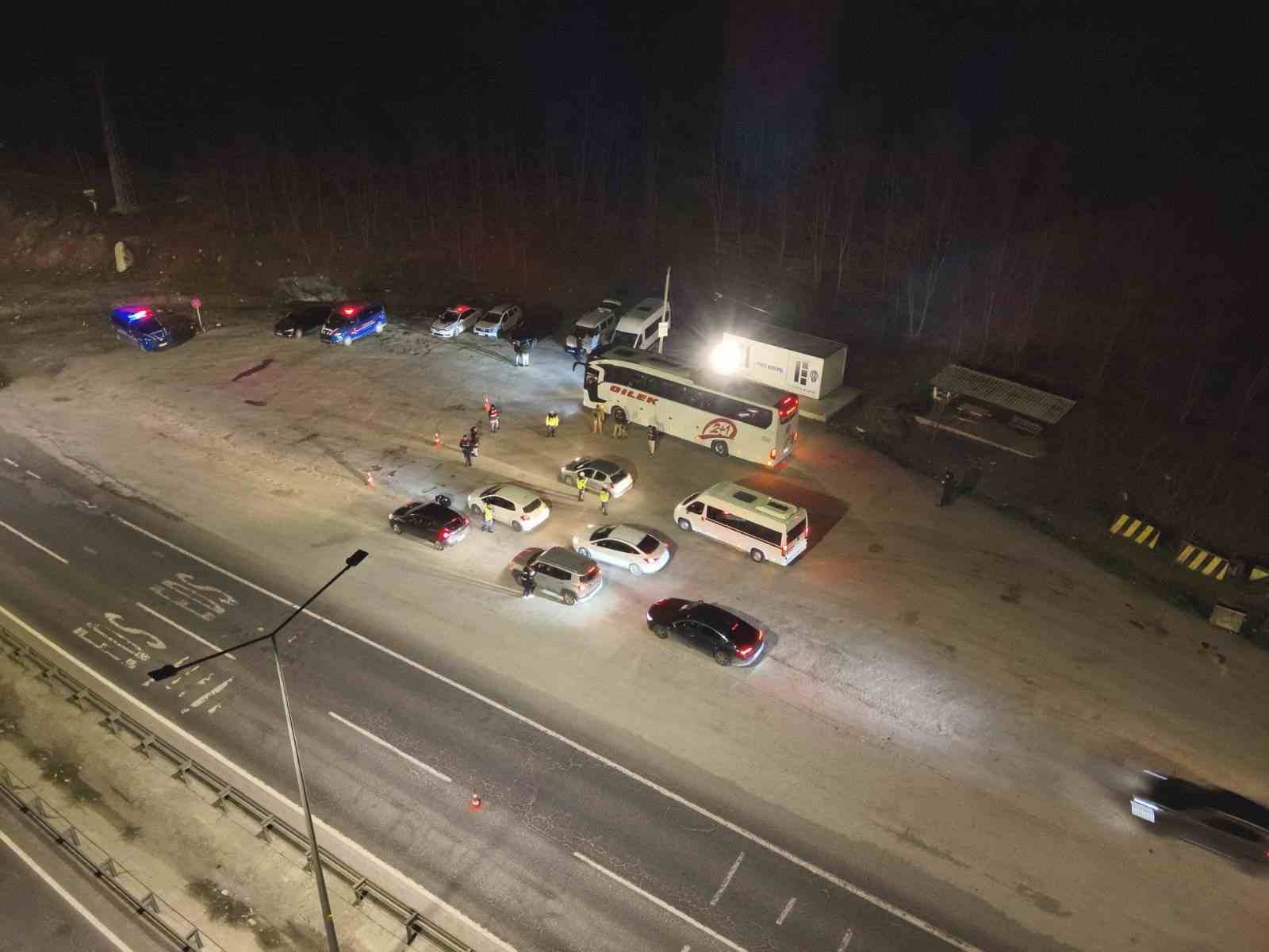 Bilecik’te araması olan 10 kişi yakalandı
