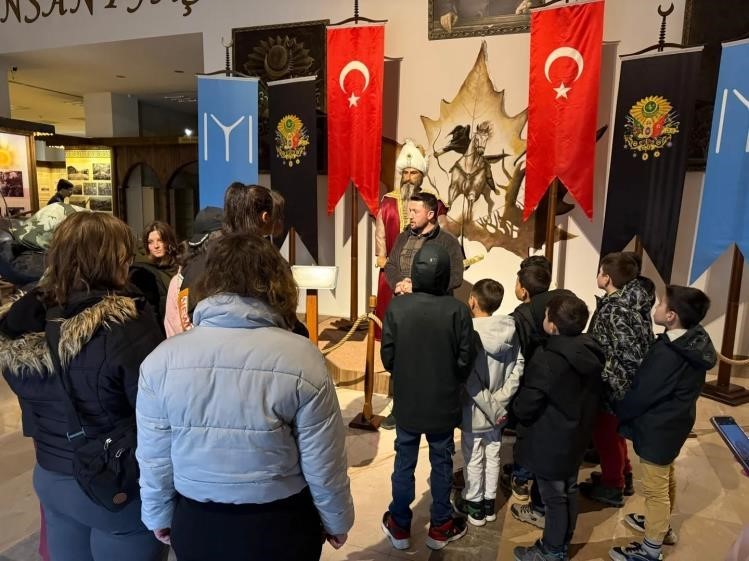 Bilecik’te çocuklara tarih ve kültür gezisi
