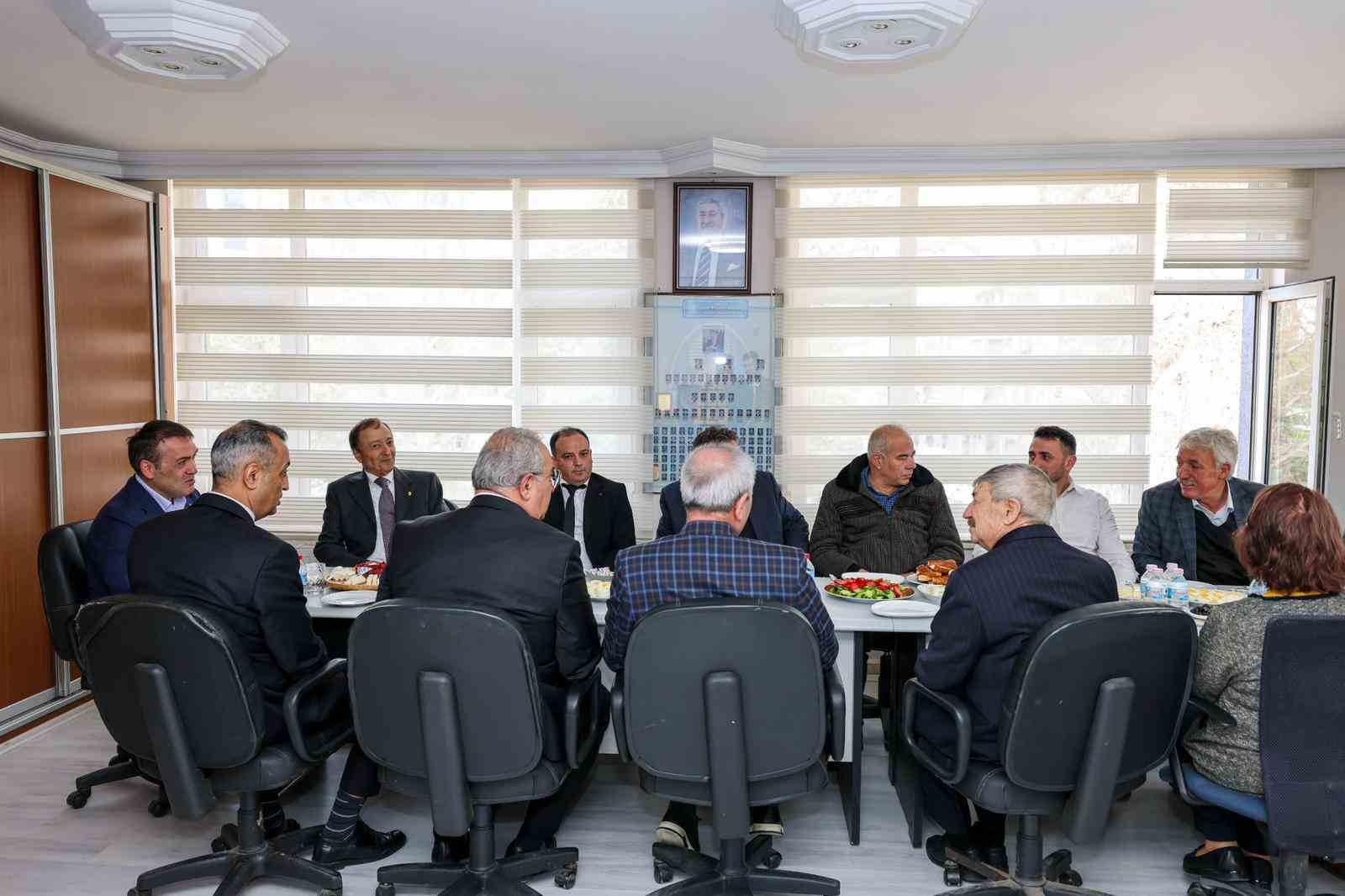 Bilecik’te esnaf ve sanatkârların sorunları, talepleri gündeme alındı
