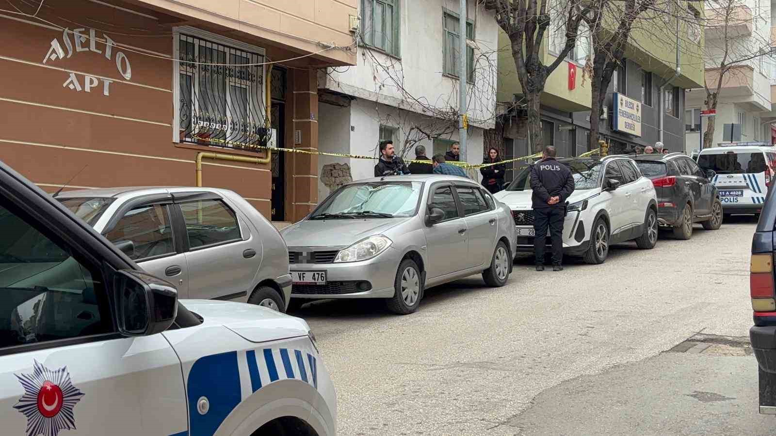 Bilecik’te evinde ölü bulunan şahsın cinayete kurban gittiği öğrenildi
