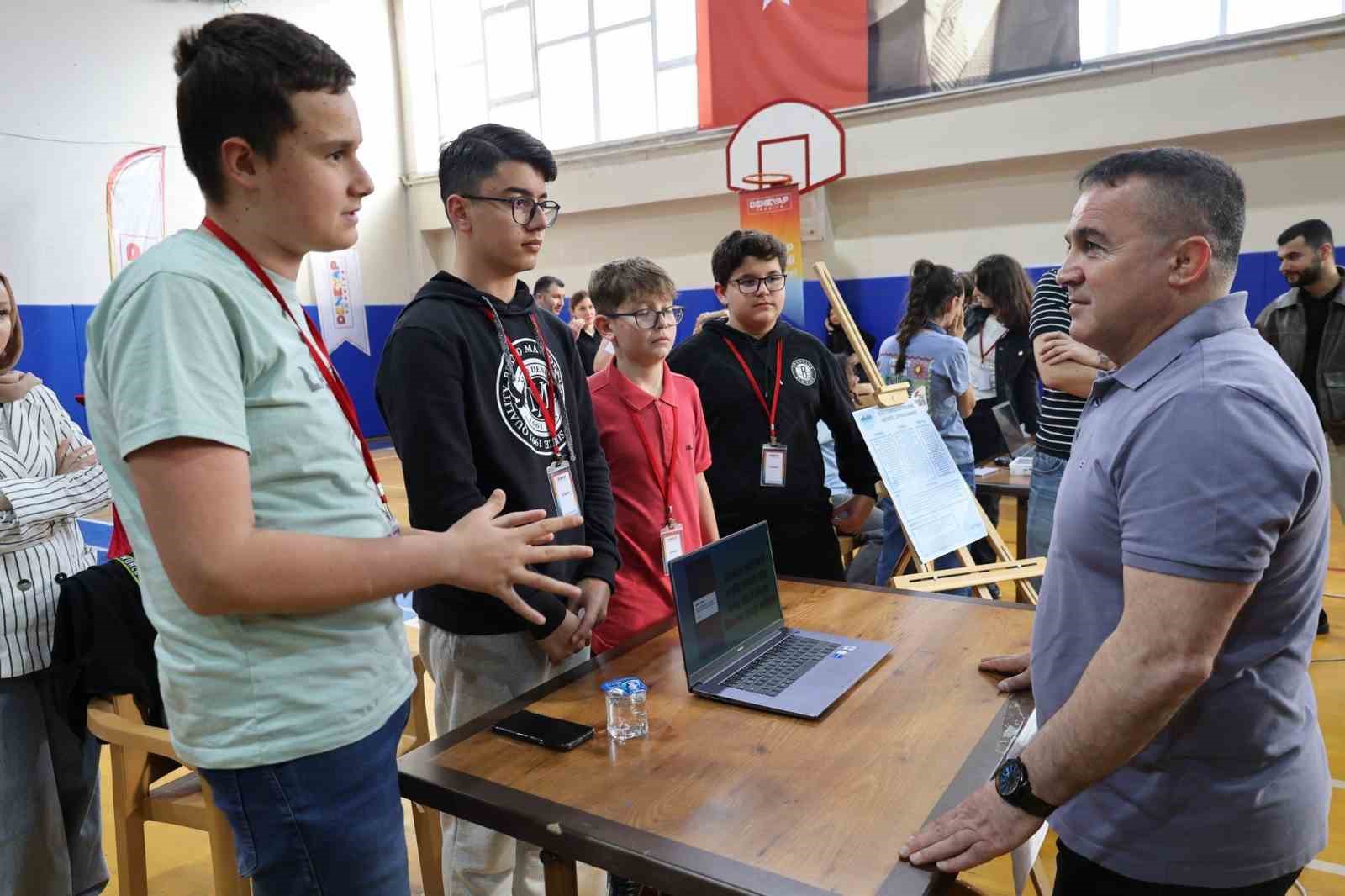 Bilecik’te geleceğin teknoloji yıldızları için büyük gün: DENEYAP E-Sınav maratonu başladı
