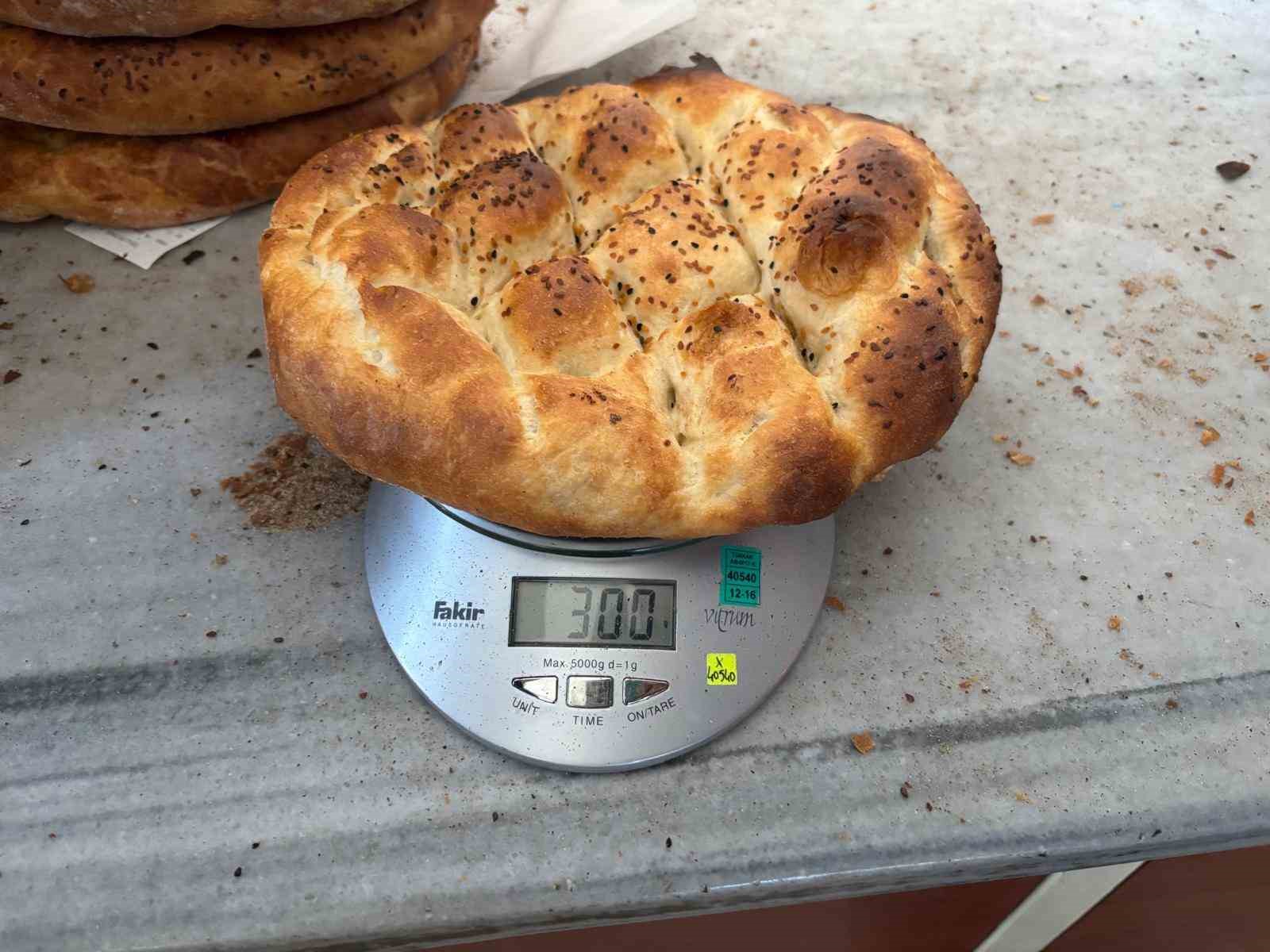 Bilecik’te gramajı düşük pide satanlara zabıta engeli
