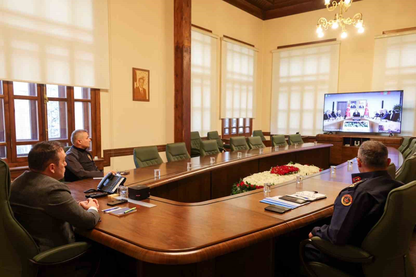 Bilecik’te güvenlik toplantısı gerçekleştirildi
