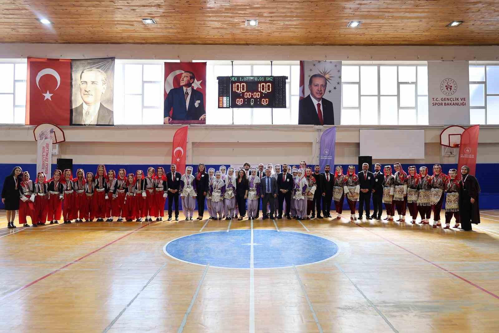 Bilecik’te halk oyunları finali sona erdi
