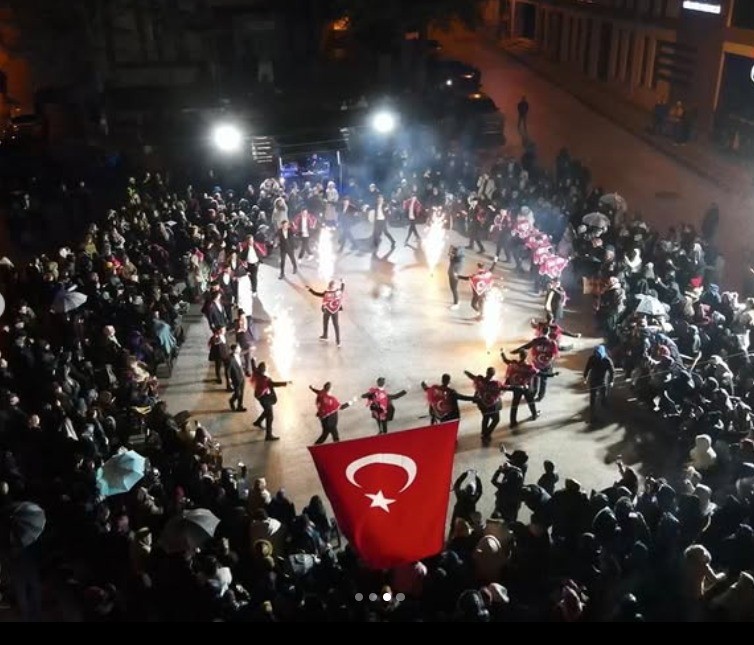 Bilecik’te jandarma 30 genç için toplu asker eğlencesi düzenledi
