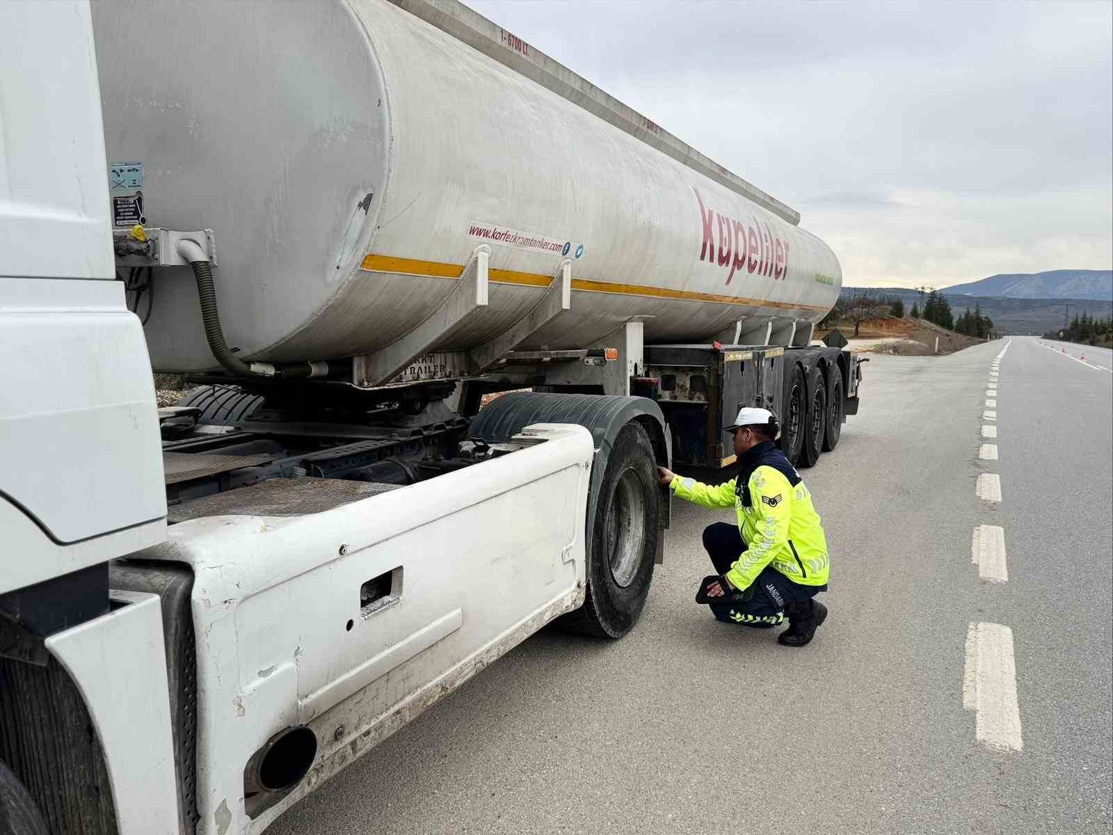 Bilecik’te kış lastiği uygulaması denetimi yapıldı
