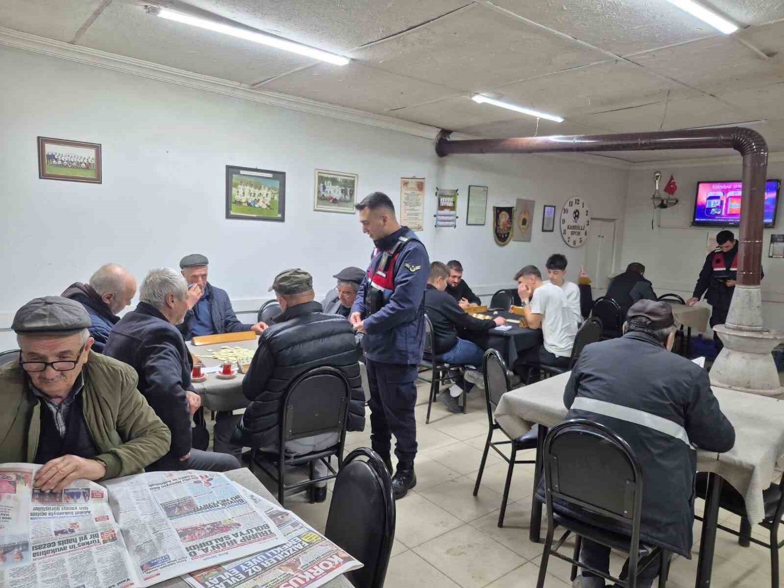 Bilecik’te kumar ve yasa dışı bahis uygulamasında 6 kişi yakalandı
