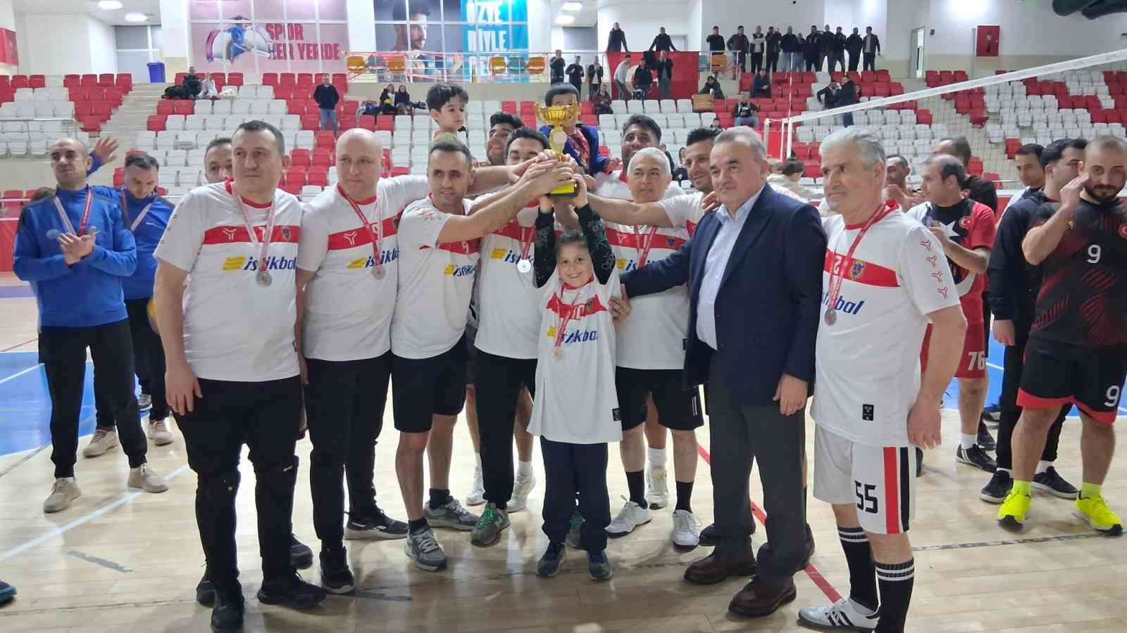 Bilecik’te Kurumlar Arası Voleybol Turnuvası finali yapıldı
