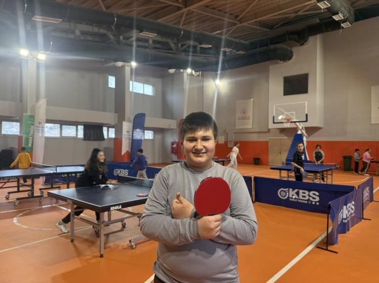 Bilecik’te masa tenisi antrenmanları tüm hızıyla sürüyor
