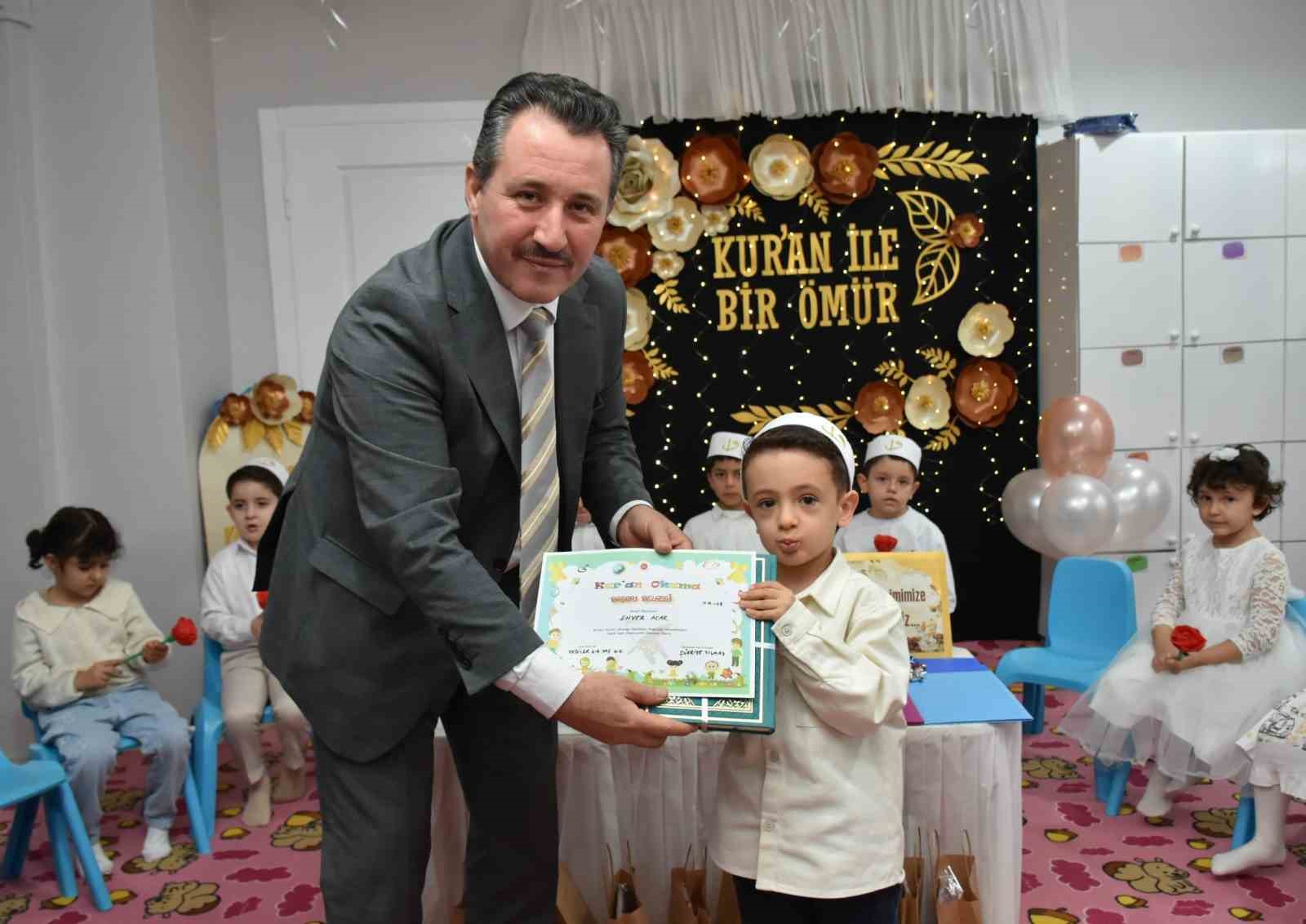 Bilecik’te minikler Kur’an’a geçmenin sevincini yaşadı
