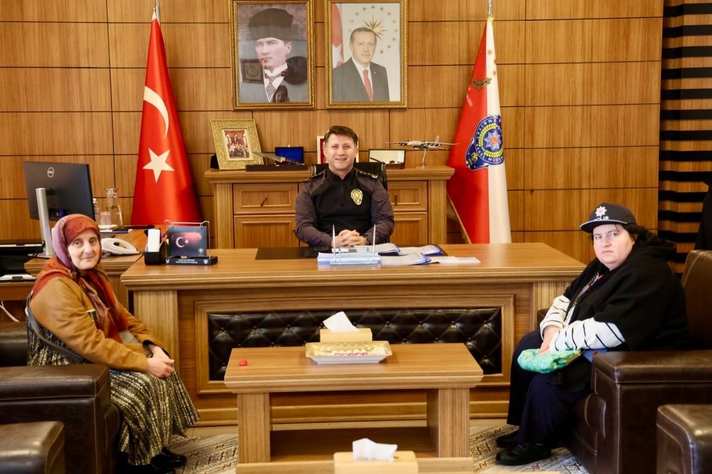 Bilecik’te özel ihtiyaçlı Şeyma’nın polis olma hayali gerçek oldu
