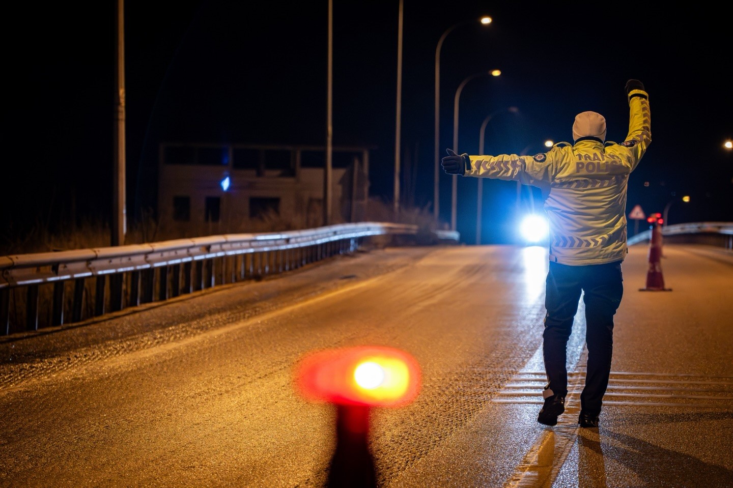 Bilecik’te polisten eş zamanlı uygulama
