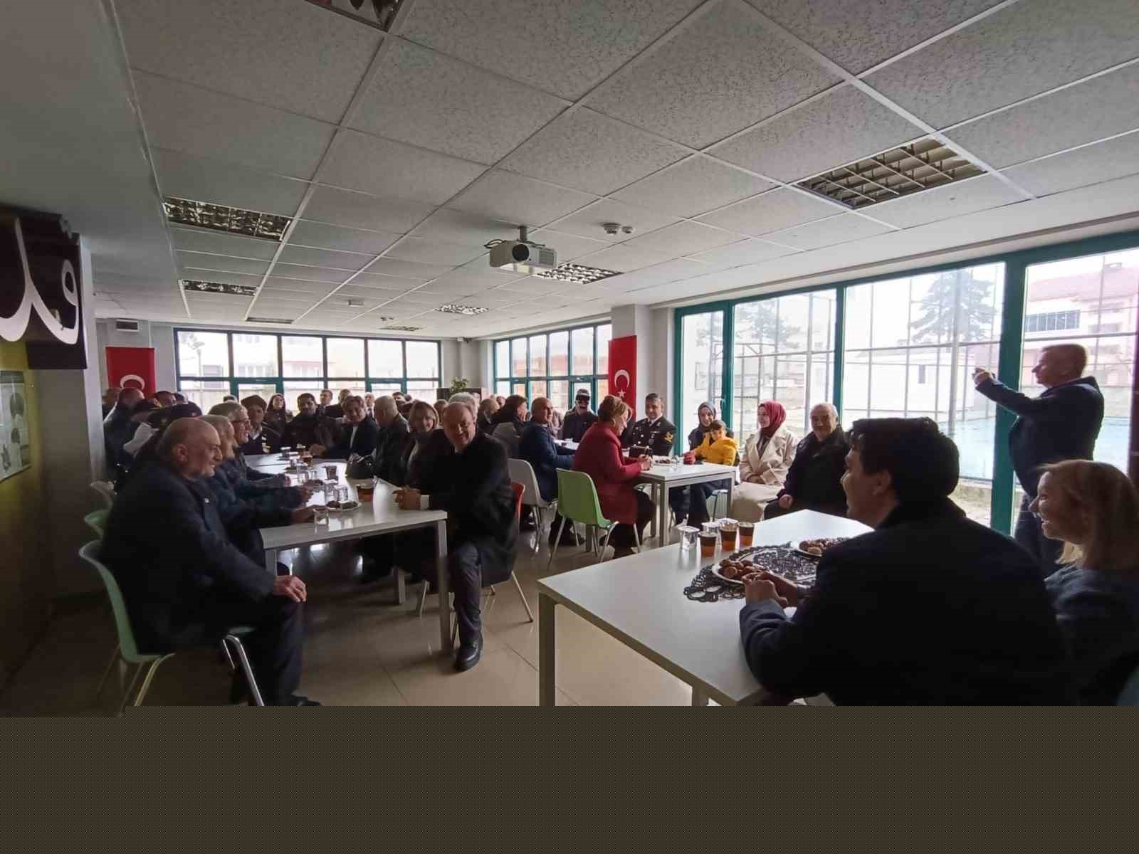 Bilecik’te protokol ve vatandaşlar aynı çatı altında buluştu
