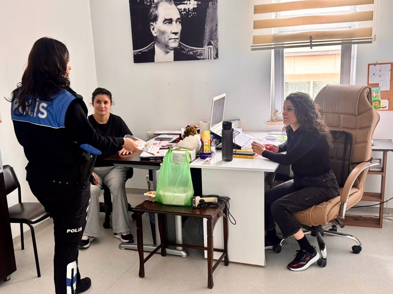 Bilecik’te sağlık çalışanlarına dolandırıcılık uyarısı
