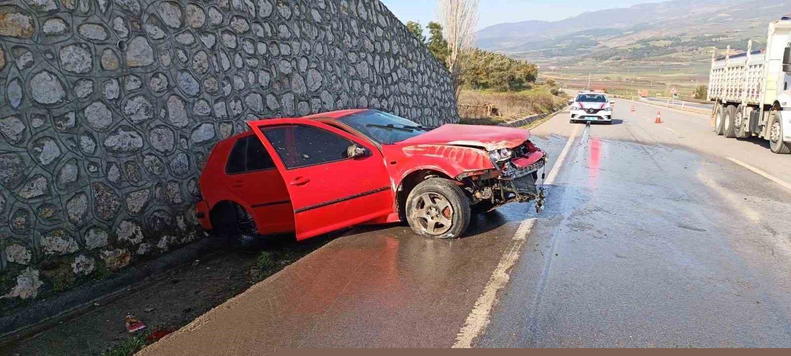 Bilecik’te trafik kazası: 2 yaralı
