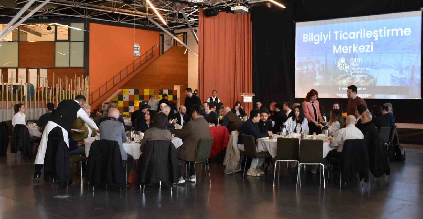 Bilgiyi Ticarileştirme Merkezi 10 yılda 2 milyar dolarlık ekosistem oluşturdu
Bilgiyi Ticarileştirme Merkezi 10 yılda 2 milyar dolarlık ekosistem oluşturdu